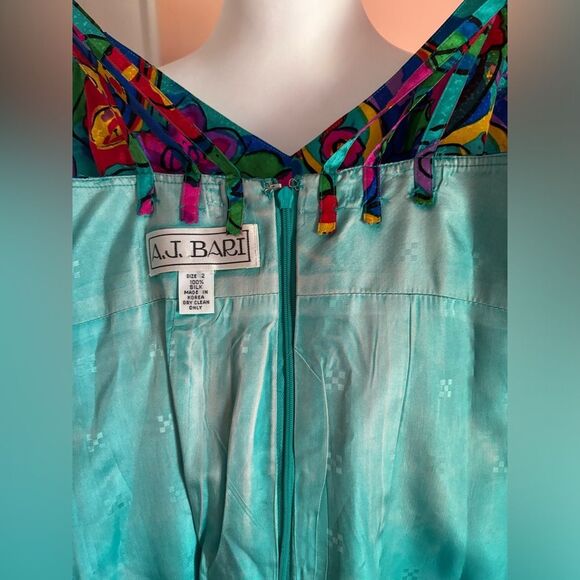 A.J. Bari Vintage 100% Silk Floral Bodycon Dress | 2 | - Picture 12 of 13